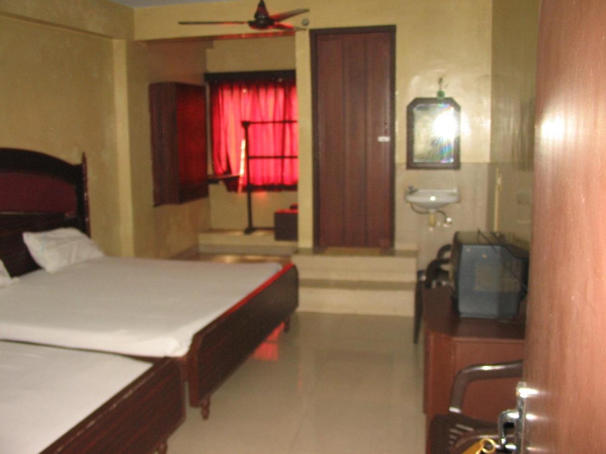 Hotel Hotel Sorrento Guest House Anna Nagar East Metro Shenoy Nagar Metro Budget Monthly Daily Rooms Chennai