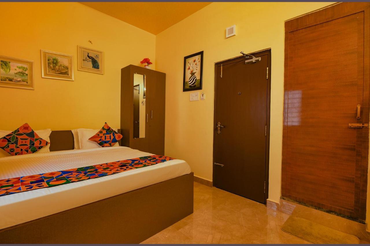 Hotel Fabhotel Vijaylakshmi - Nr Meenambakkam Metro Station 3*