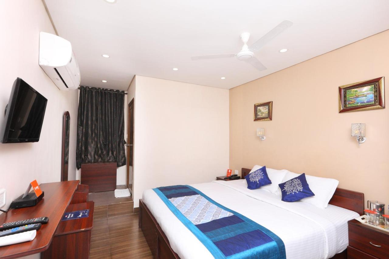 Oyo 1001 Palmtree Corporate Anna Nagar Hotel 3*