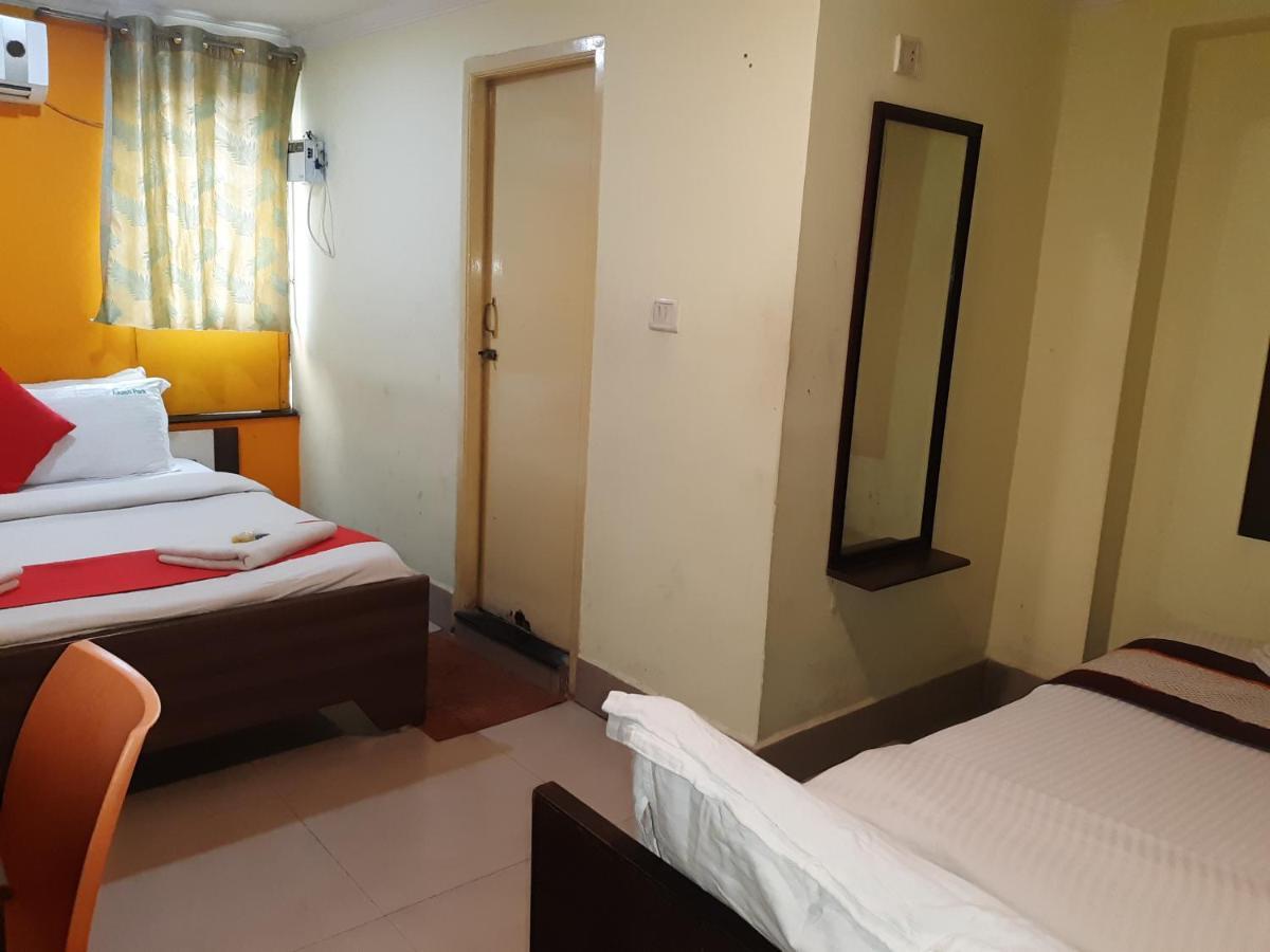 Akash Hotel