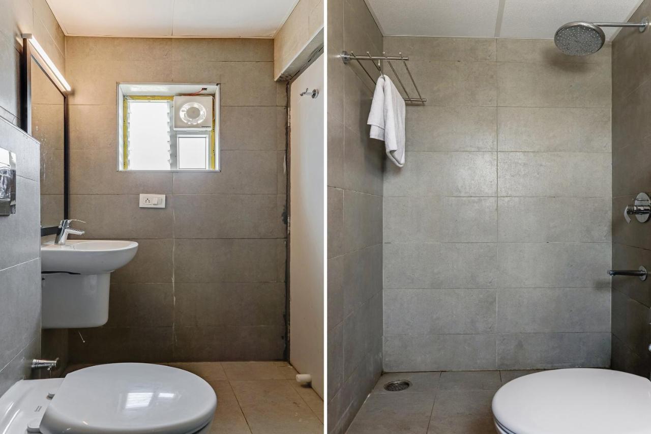 Oyo Townhouse 76768 The Bluebay Ecr