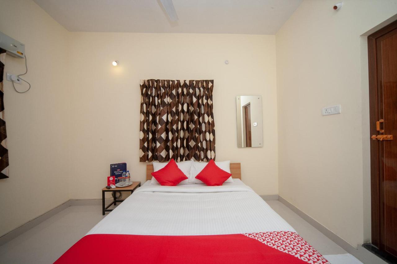 Hotel Oyo 79252 Inn34 Porur