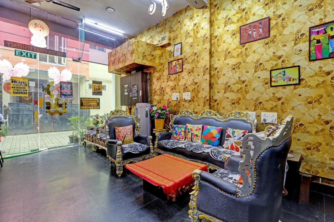 Hotel Oyo 73418 Ecr Residency And Service