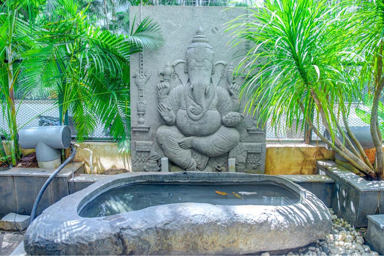 Hotel Fabhotel Illam Hospitality