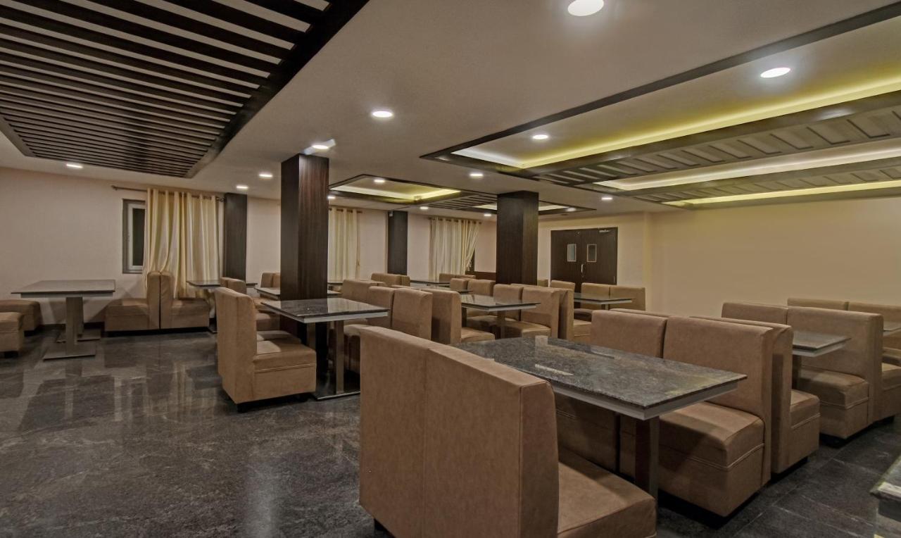Hotel Treebo Trend Palm Tree 3*