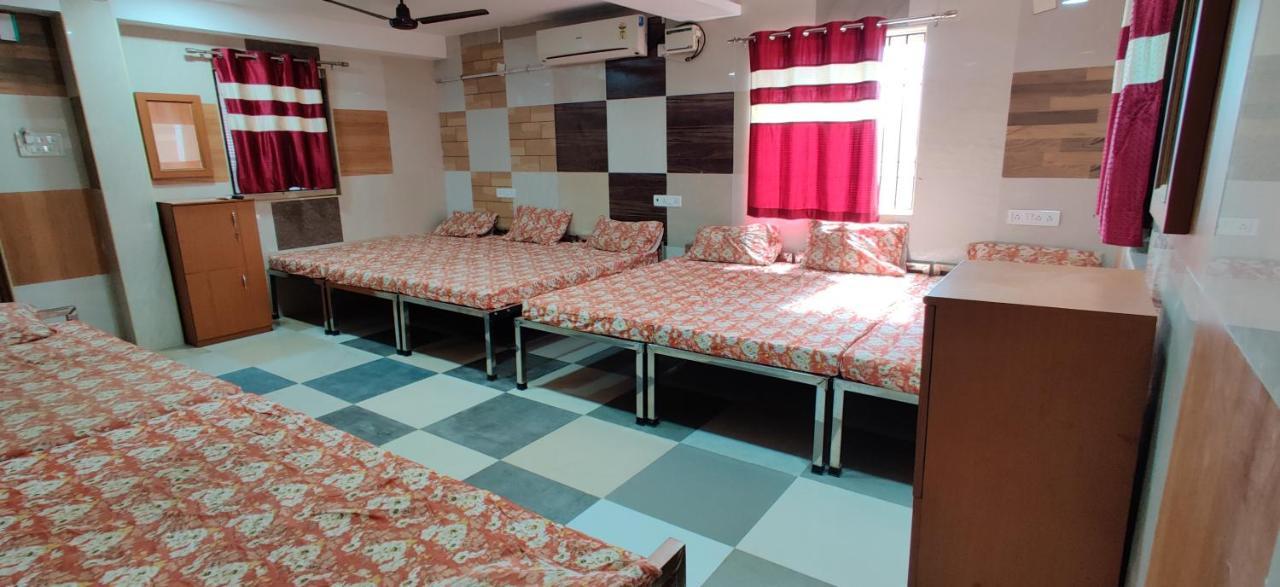 Guest house S.s.k Residency