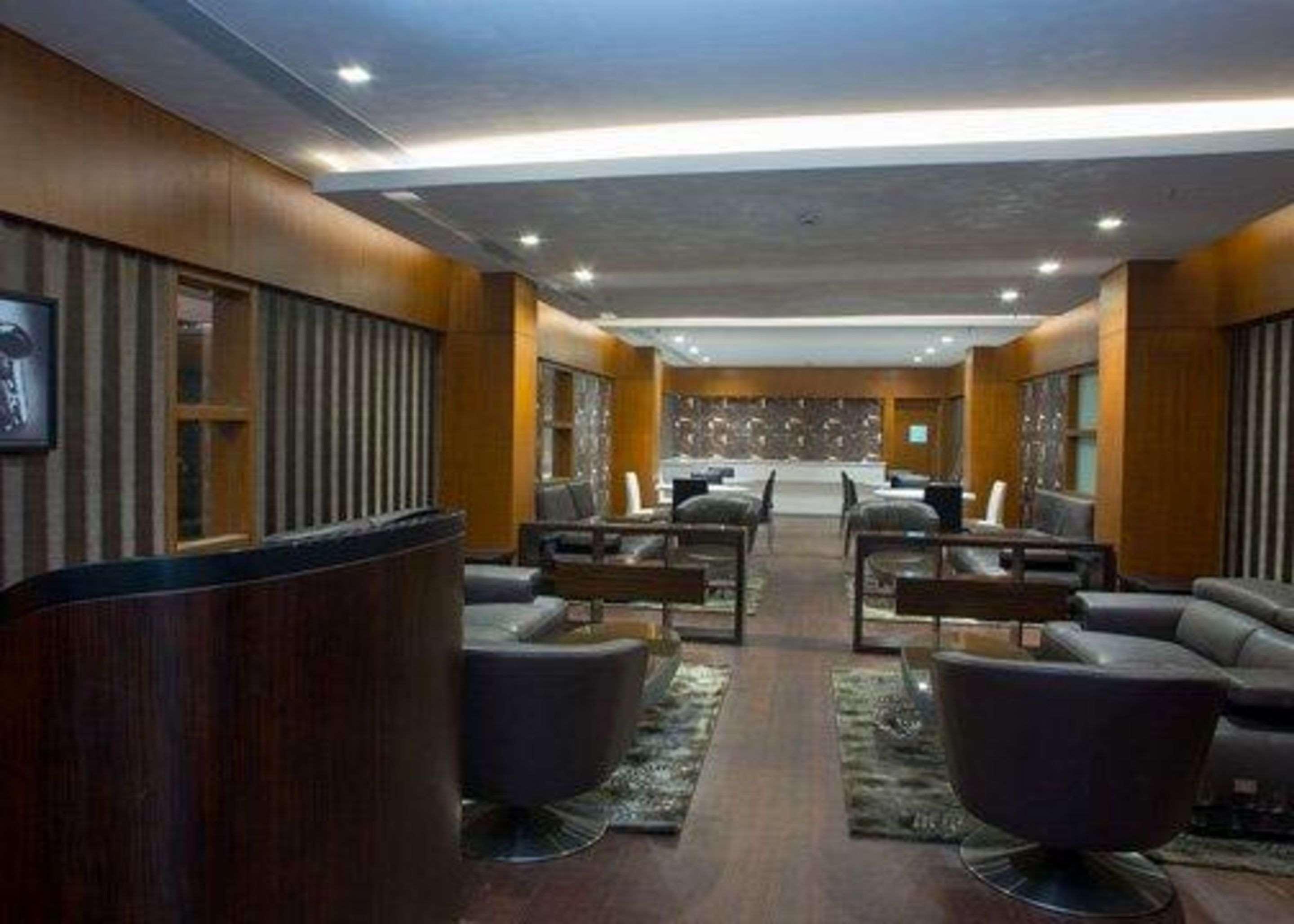 Clarion President Hotel