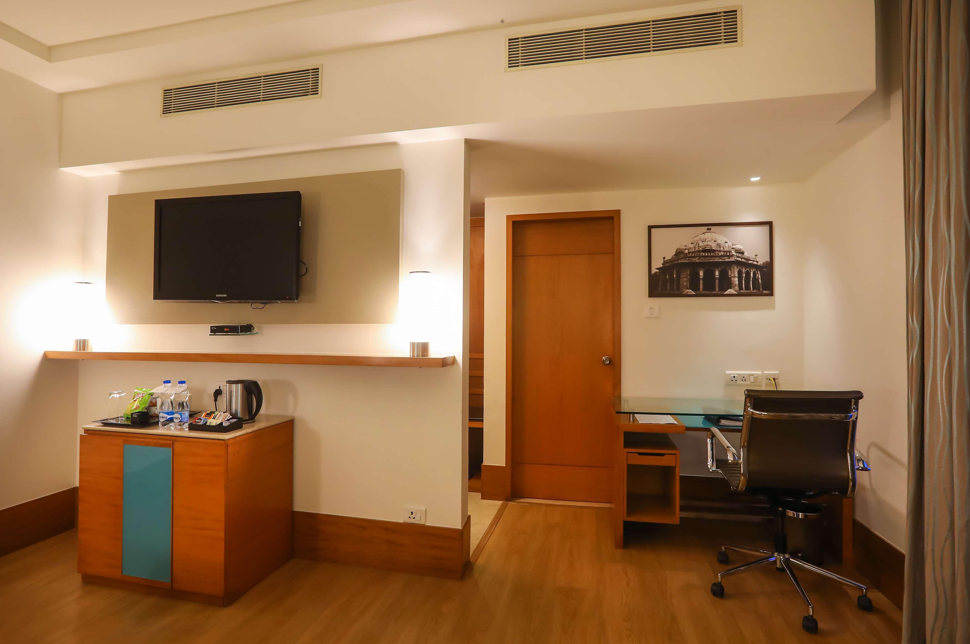 Radisson Blu Centre Hotel Chennai