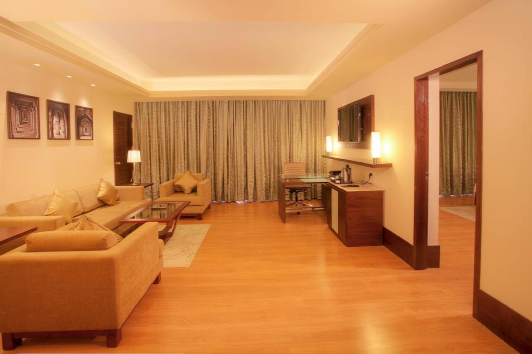 Hotel Radisson Blu Centre 5*