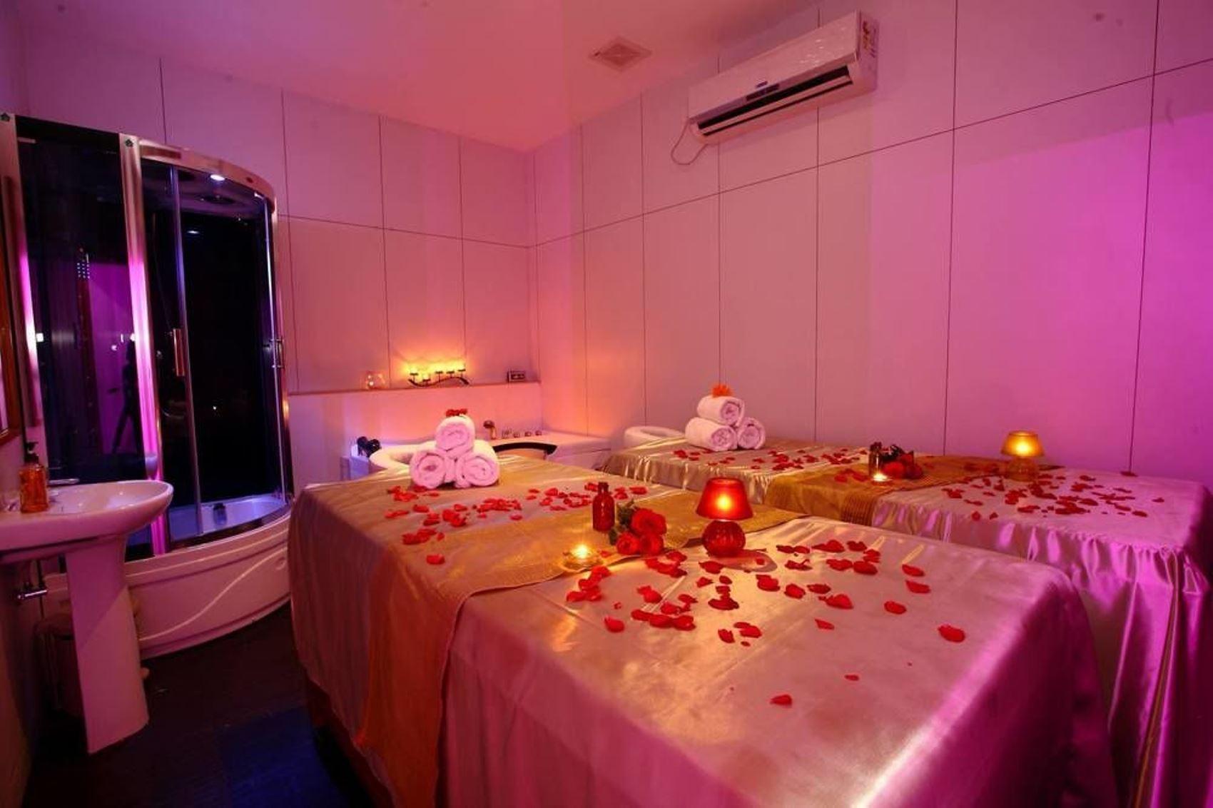 Raj Park Hotel
