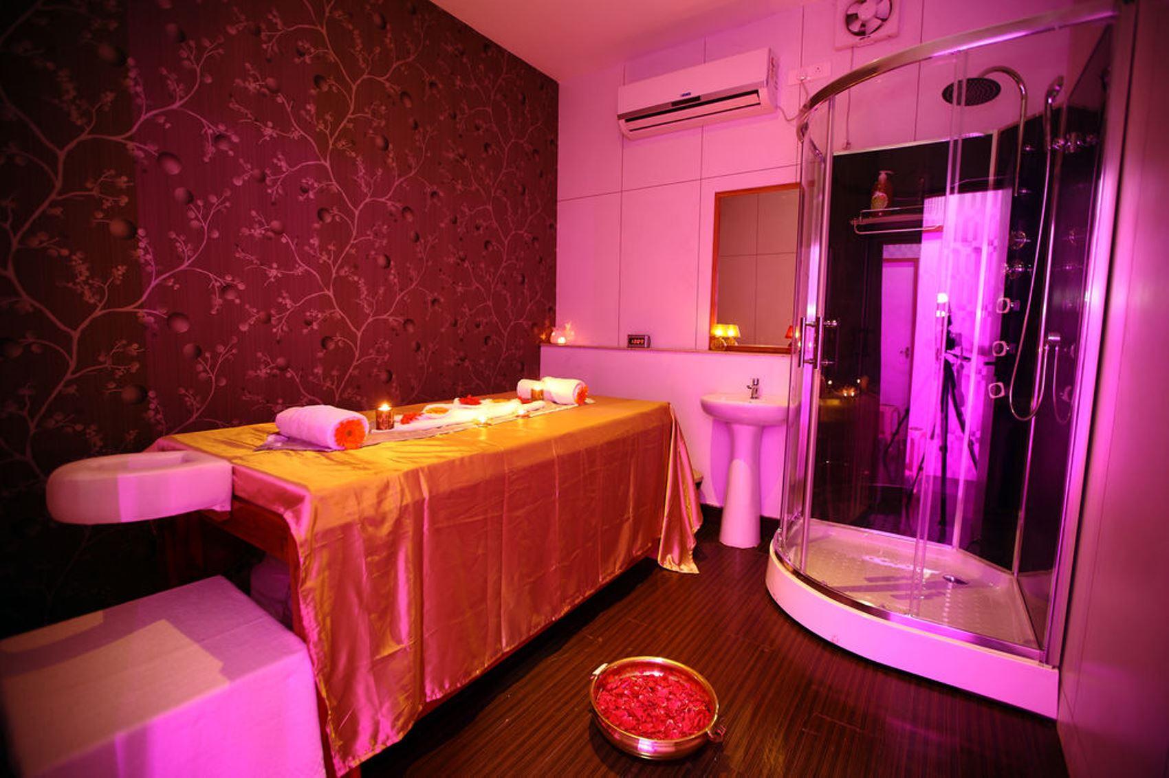 Raj Park Hotel 4*