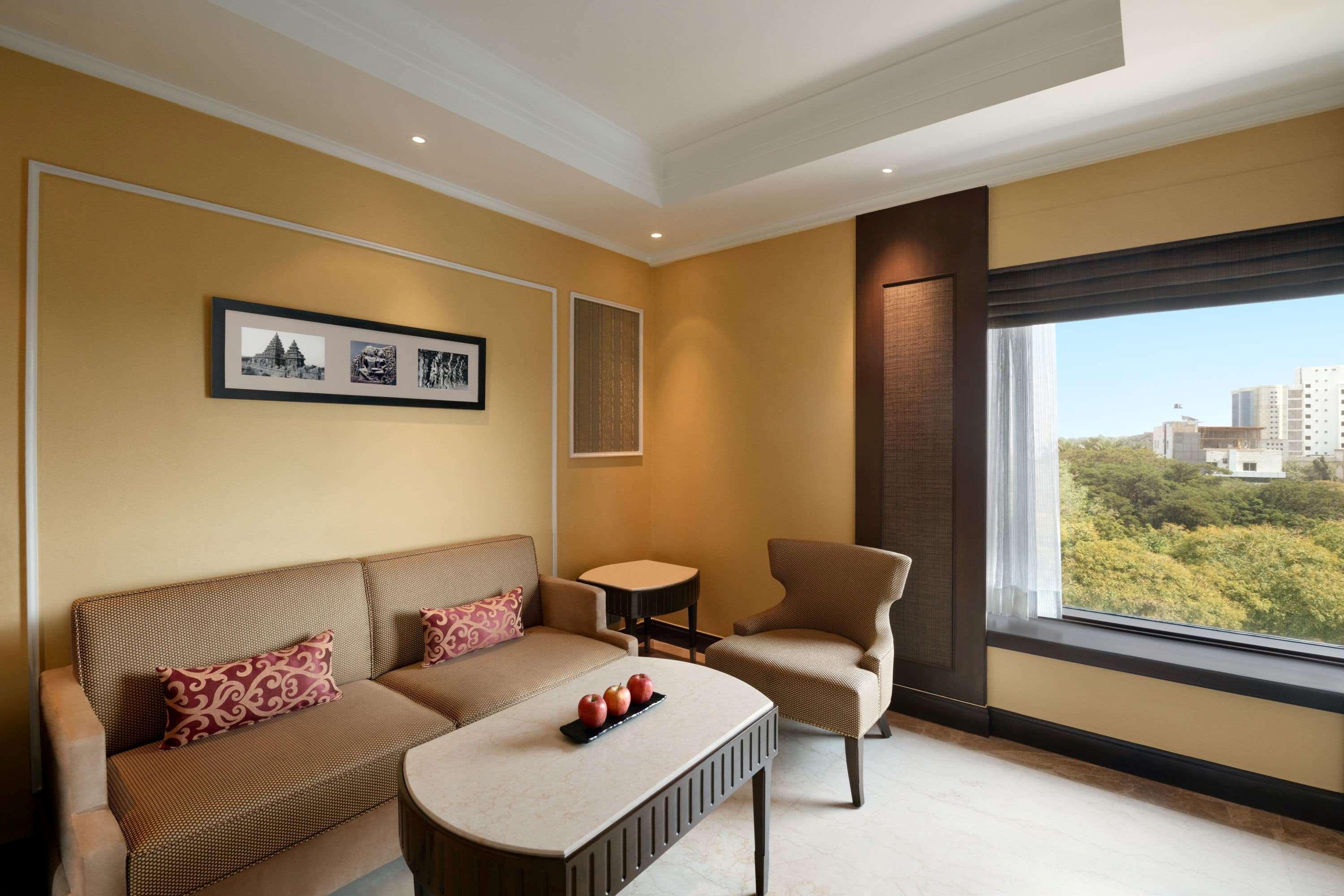 Ramada Plaza 5*