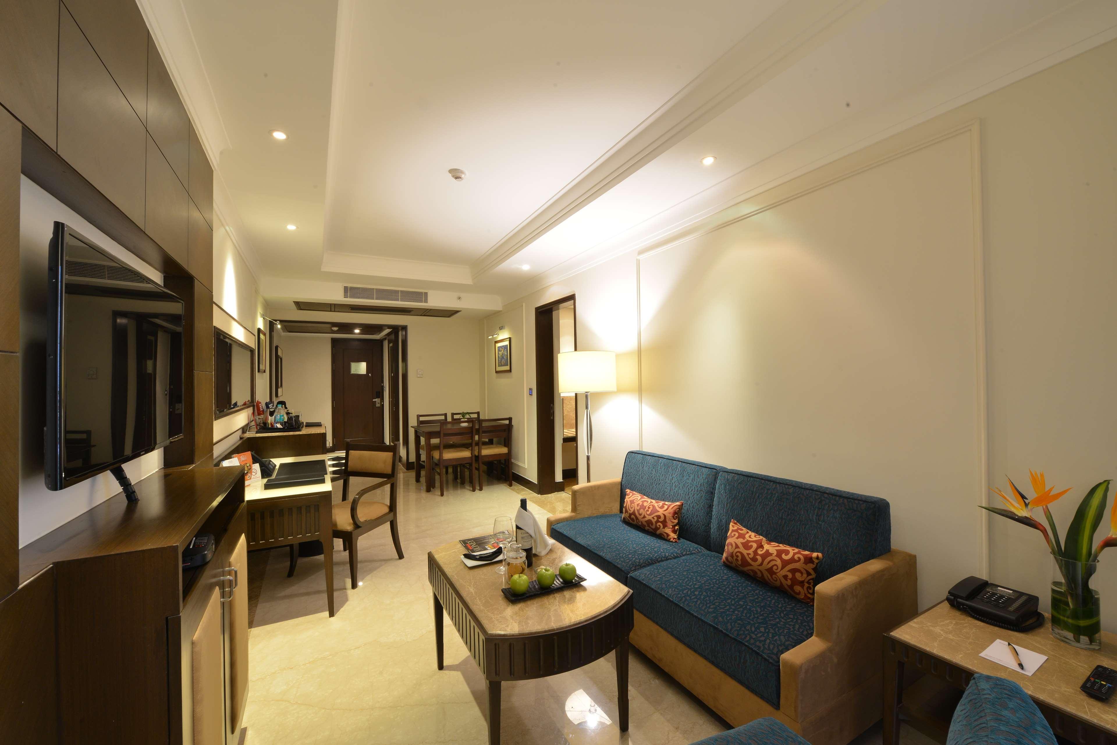 Hotel Ramada Plaza 5*
