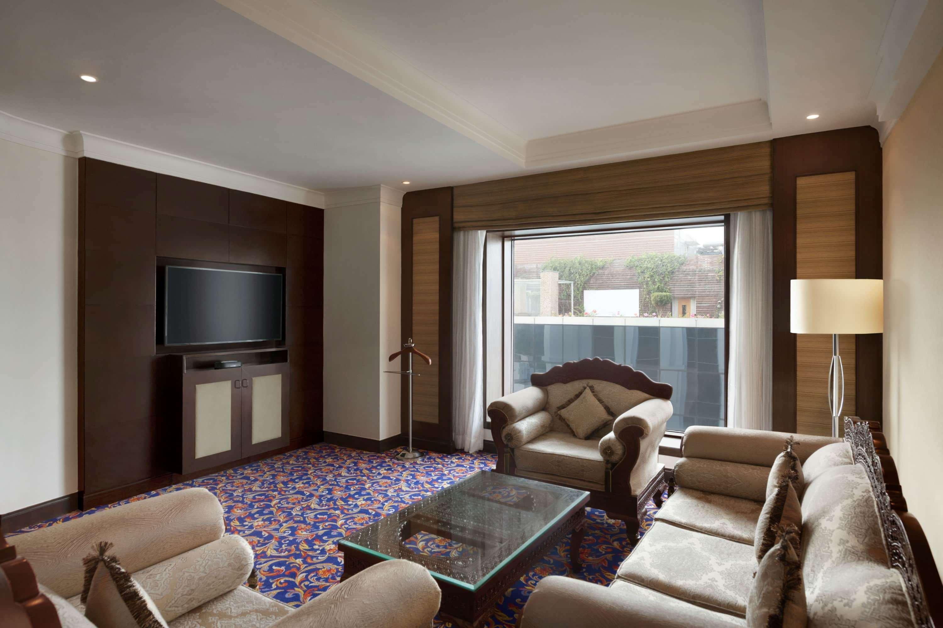 Hotel Ramada Plaza 5*