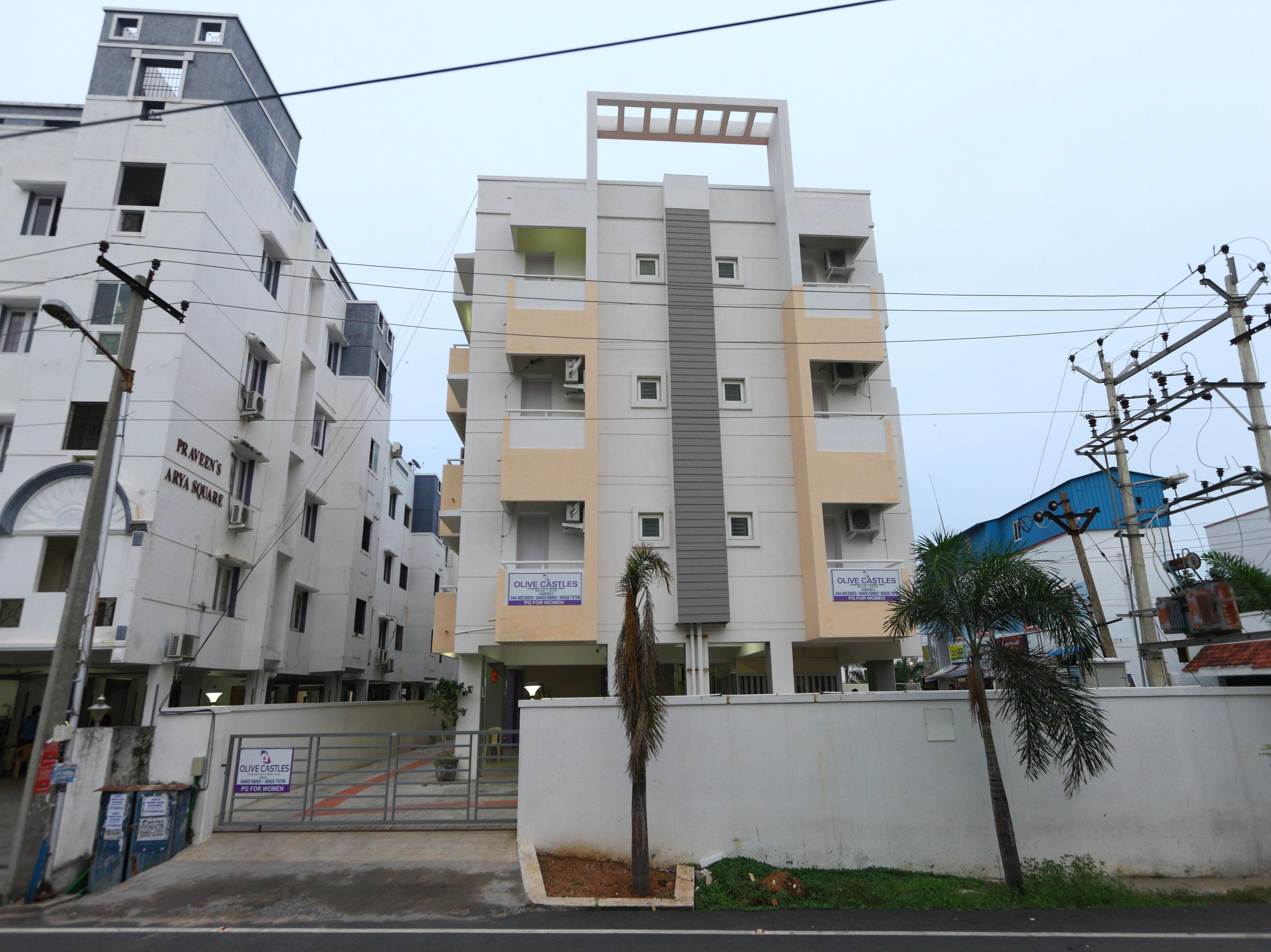 Oyo 9260 Olive Castles Hotel Chennai