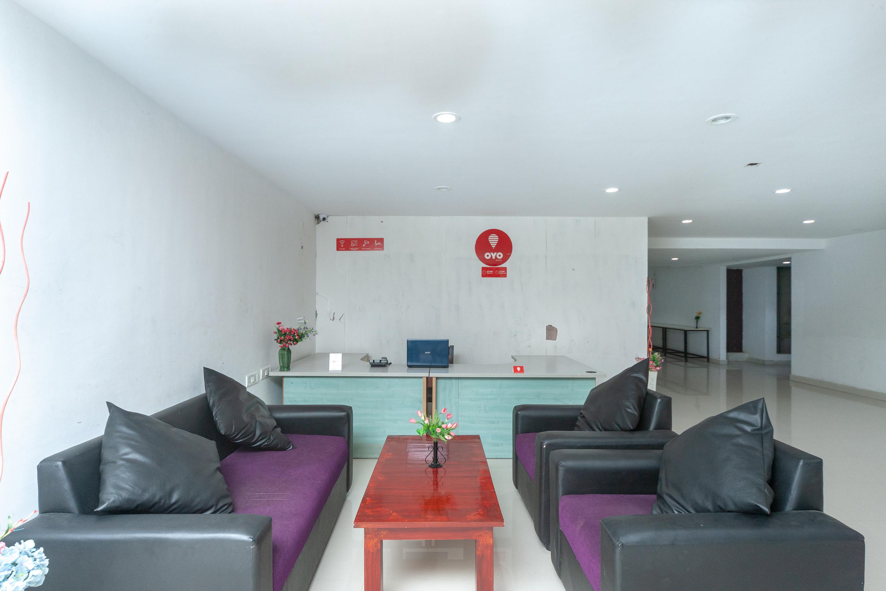 Oyo 22532 Purple View Hotel