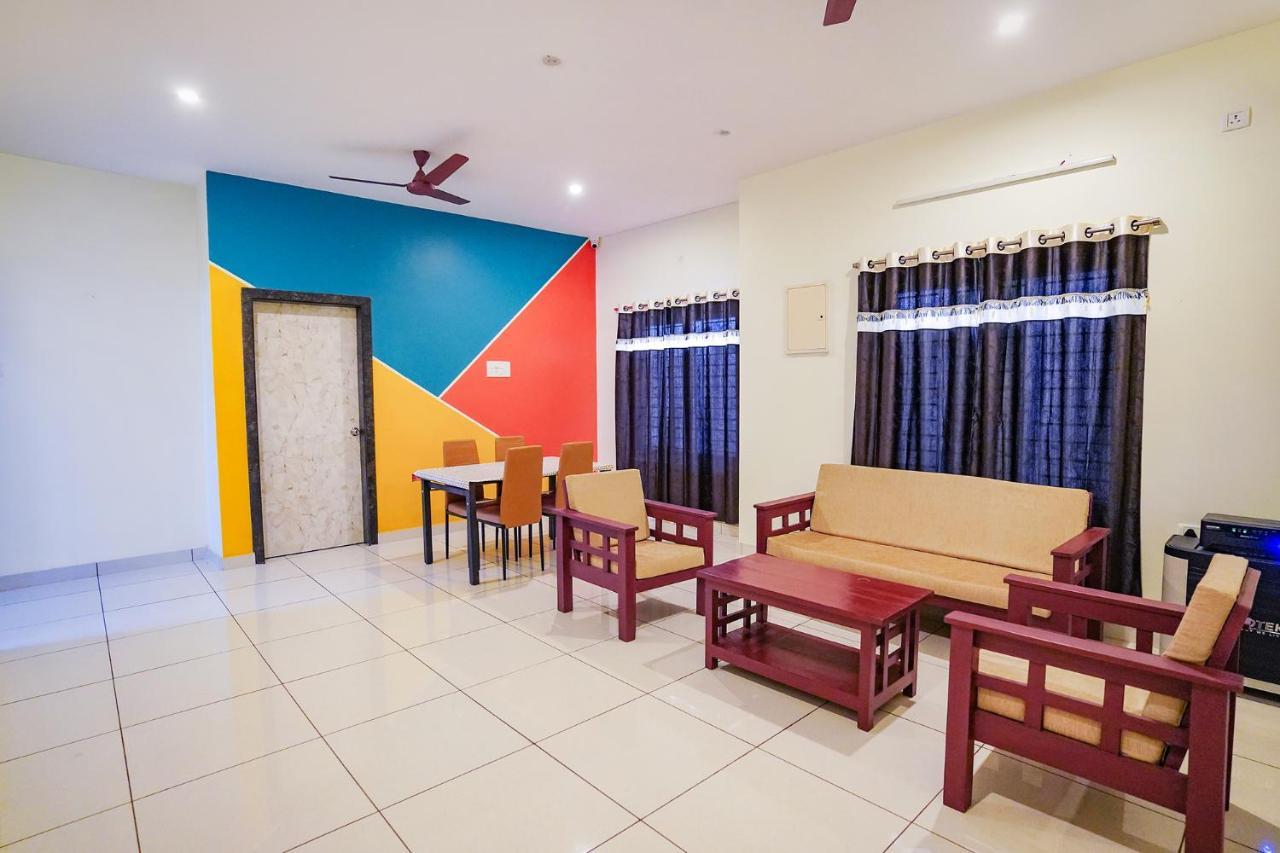 Hotel Fabexpress Town Space - Nr Gopalakrishna Theatre 3*
