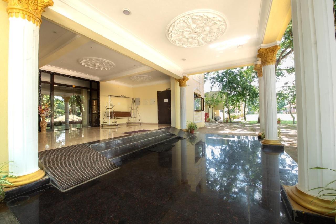 Sugam & Convention Centre * Chennai