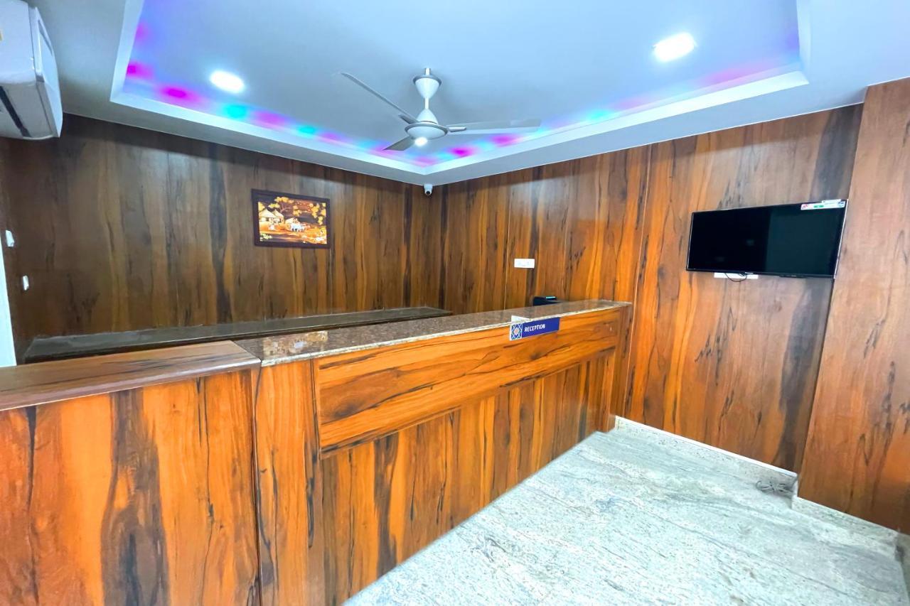 Hotel K11 Express - Opp Express Avenue Chennai
