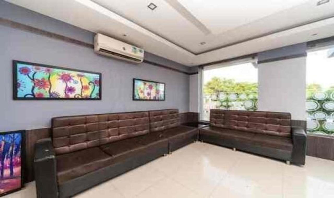 Fabhotel Smack Residency 3* Chennai