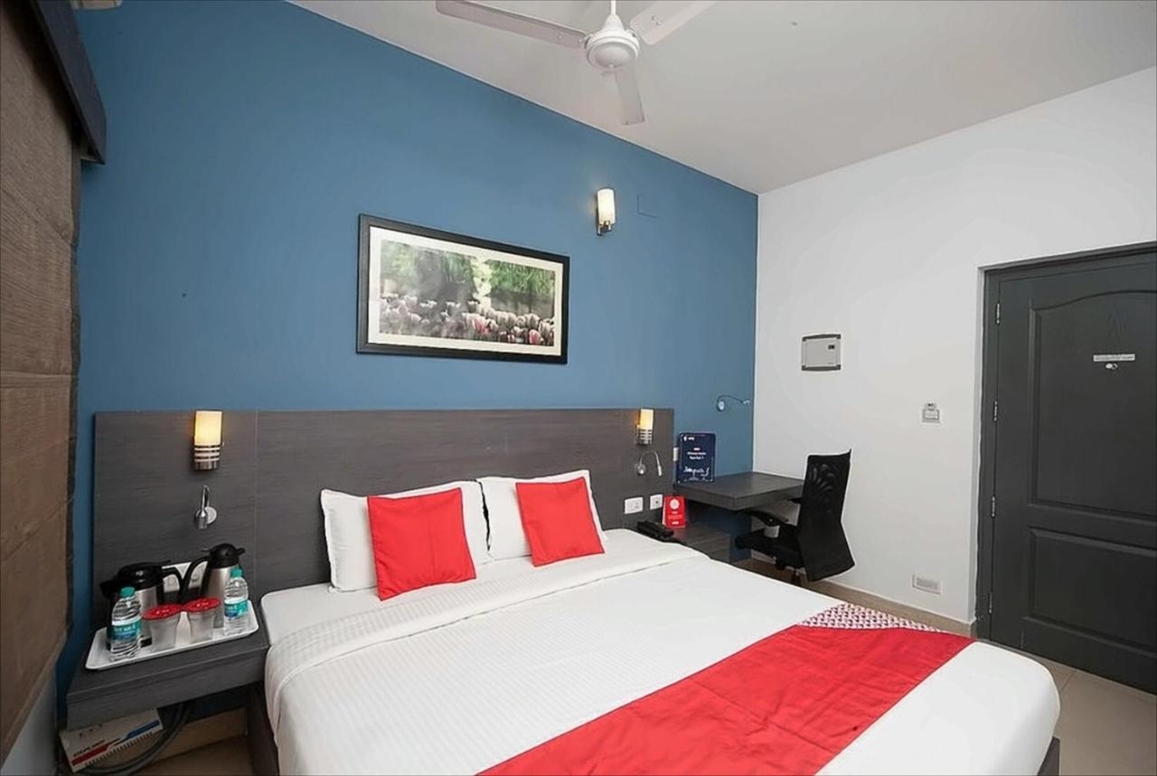 Aparthotel Stayeasy Tiruvanmiyur