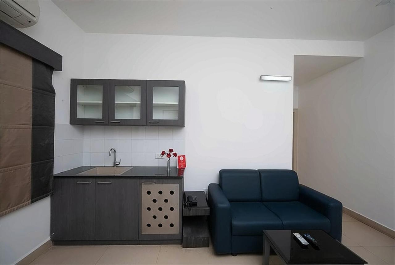Aparthotel Stayeasy Tiruvanmiyur Chennai