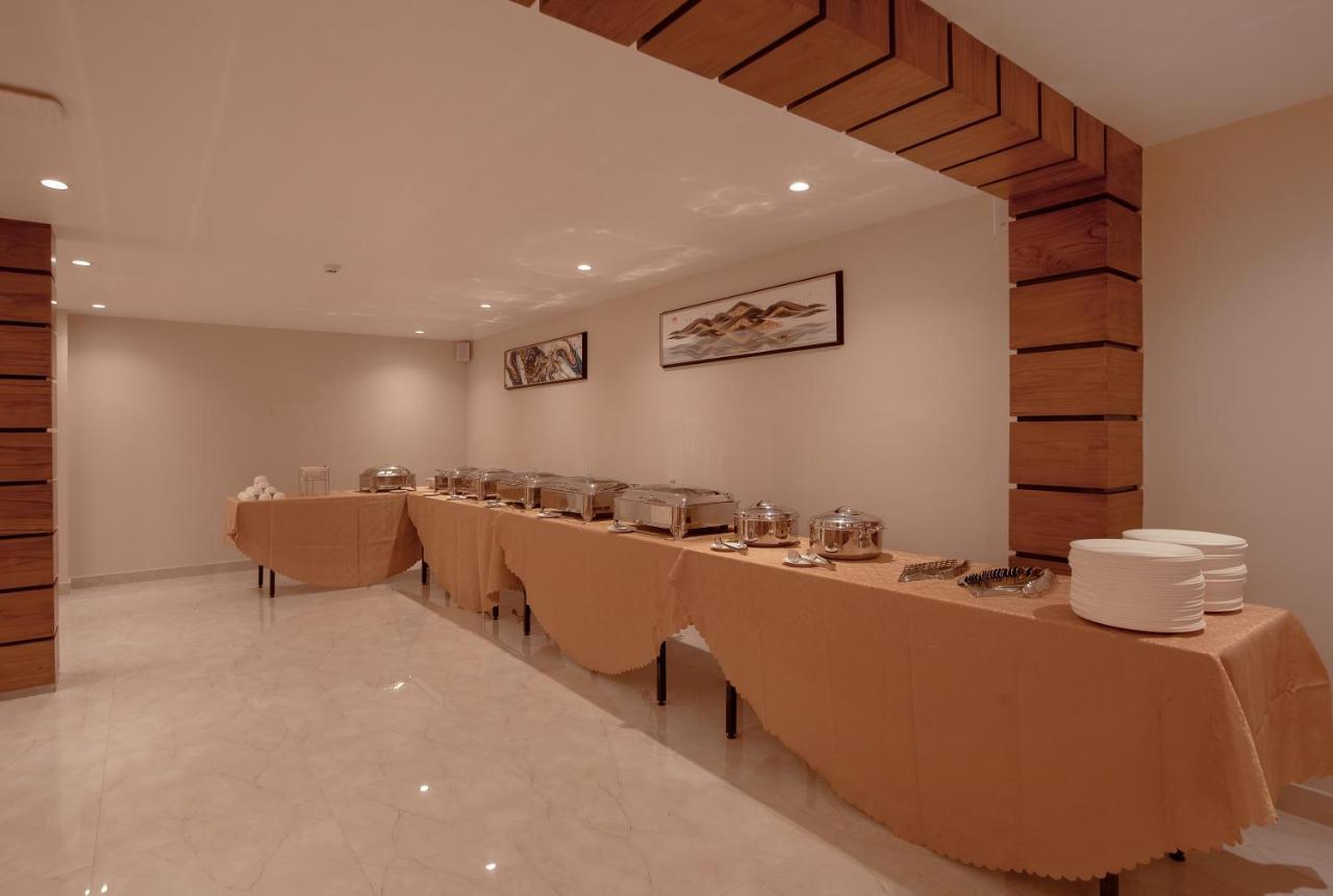 Hotel The Grand Chennai
