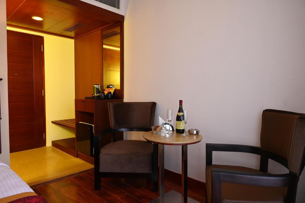 Hotel Raaj Bhaavan Clarks
