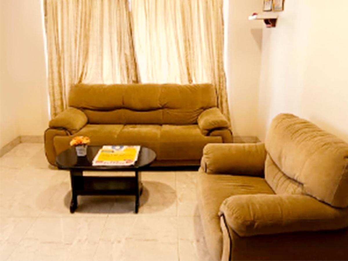 Cute Orange Hotel *