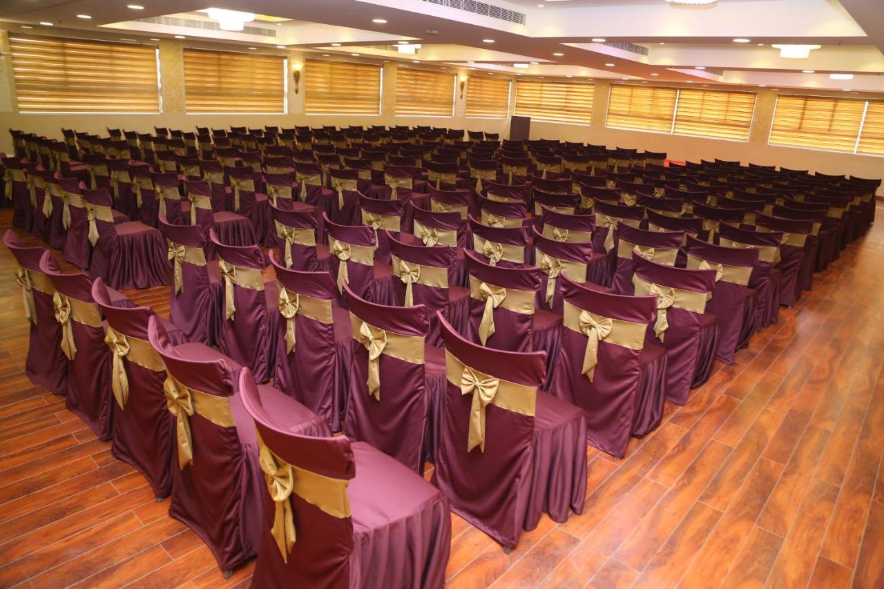 Raaj Bhaavan Clarks 3* Chennai
