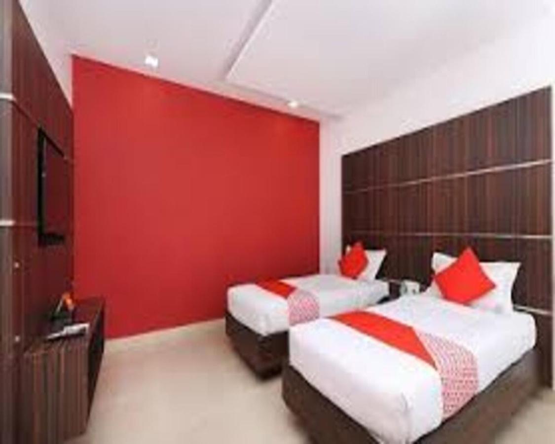 Nachiappa Park T.nagar Hotel *
