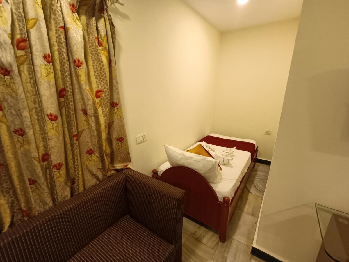 Gt Grande Hotel-near Us Consulate Hotel Chennai