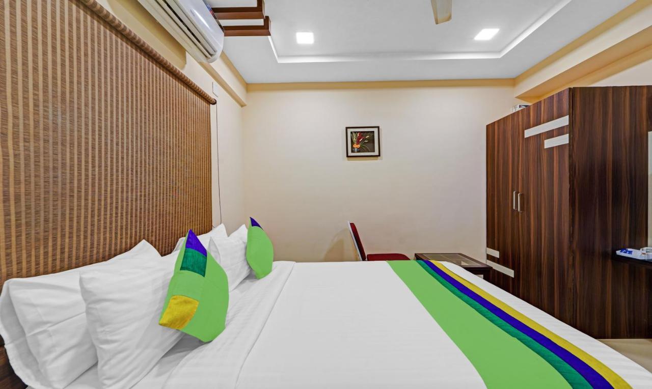 Hotel Treebo Trend Aadvik Sai Residency 3*