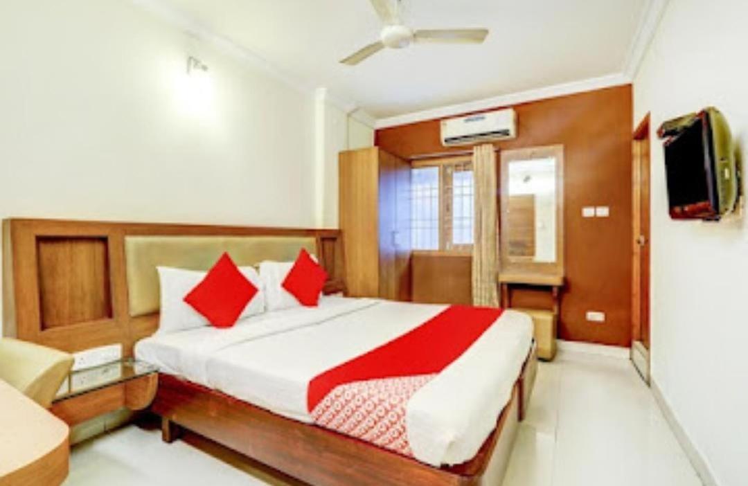Hotel Malabar Plaza 2*