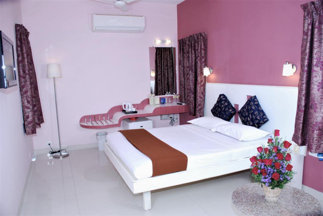 Pandian Hotel