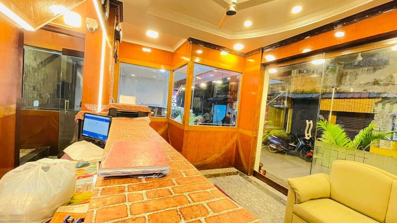 Half Moon Hotel 3*
