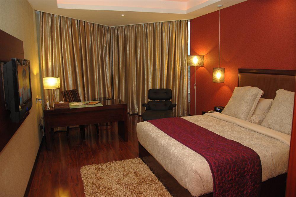 Hotel The Bentley Seaside Boutique Chennai