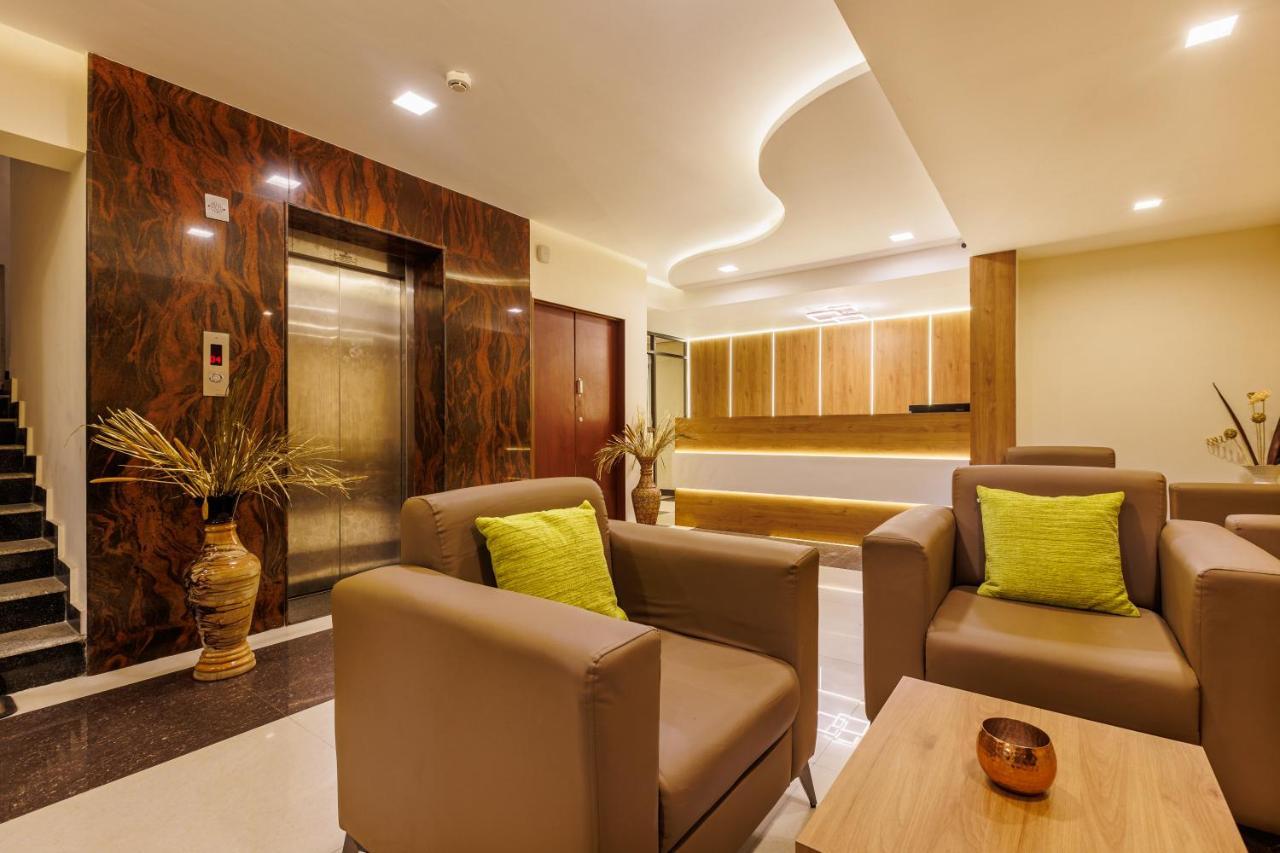 Hotel Comfort Park - Opposite Sri Ramachandra Medical College Porur *