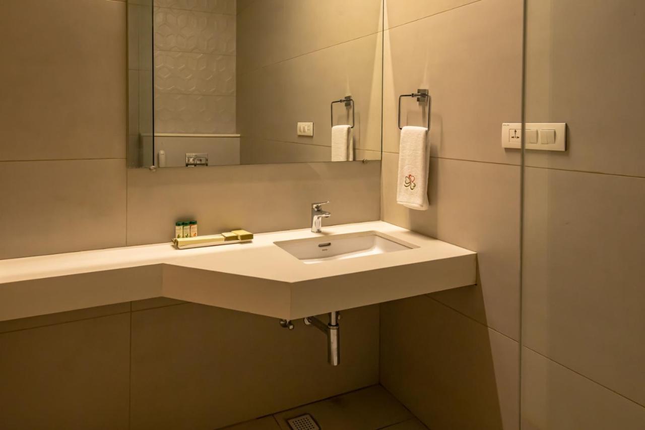 Rathna Residency - Near Us Consulate
