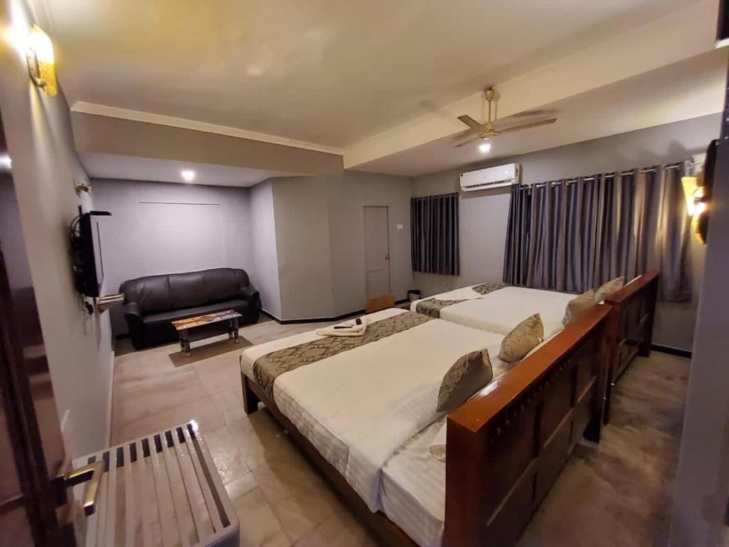 Le Grace Annasalai * Chennai