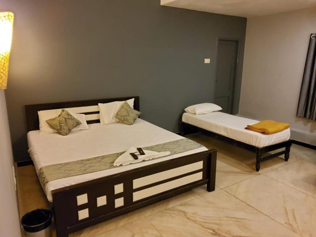 Hotel Le Grace Annasalai *