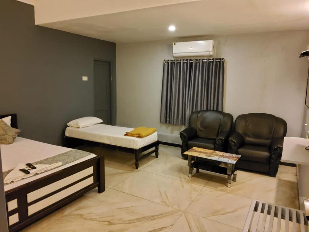 Le Grace Annasalai Hotel *