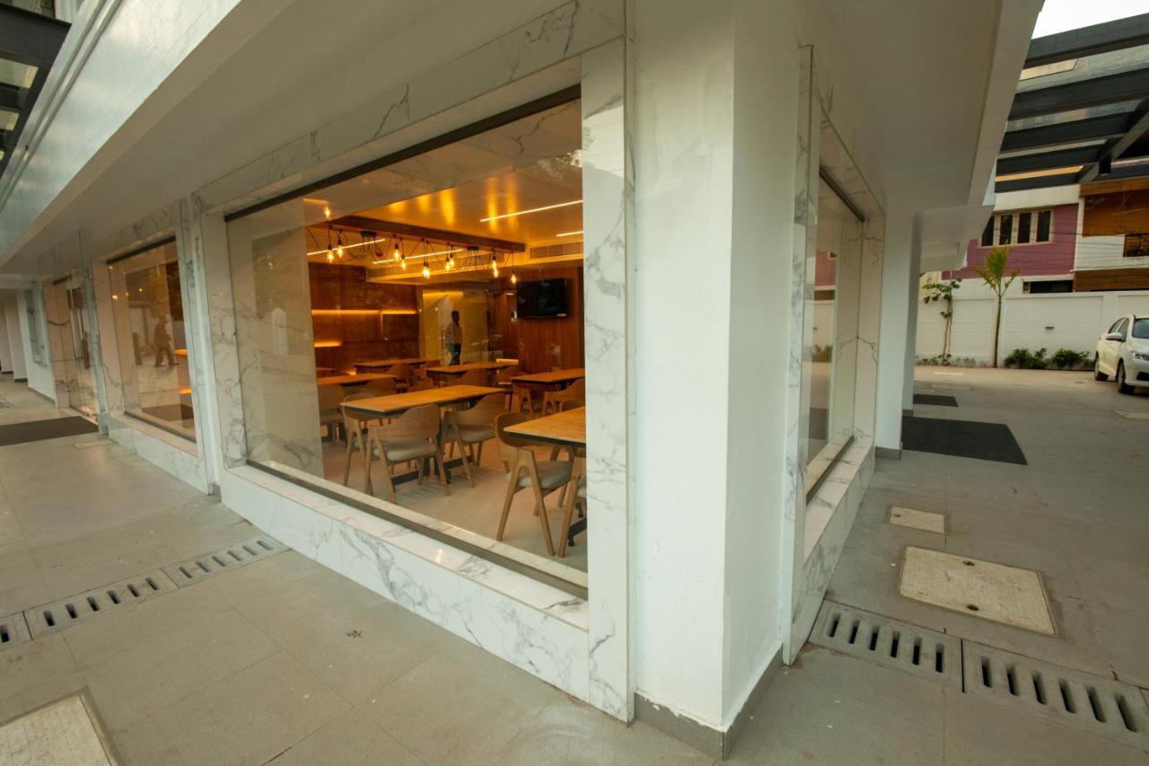 Hotel Rathna Residency - Near Us Consulate
