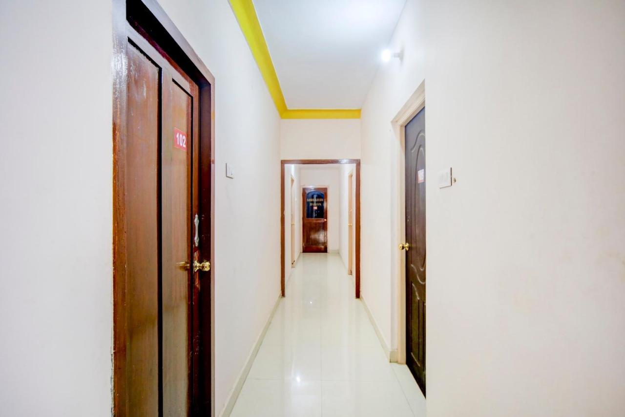 Hotel Spot On Kvr Near Koyambedu Depot Metro Station