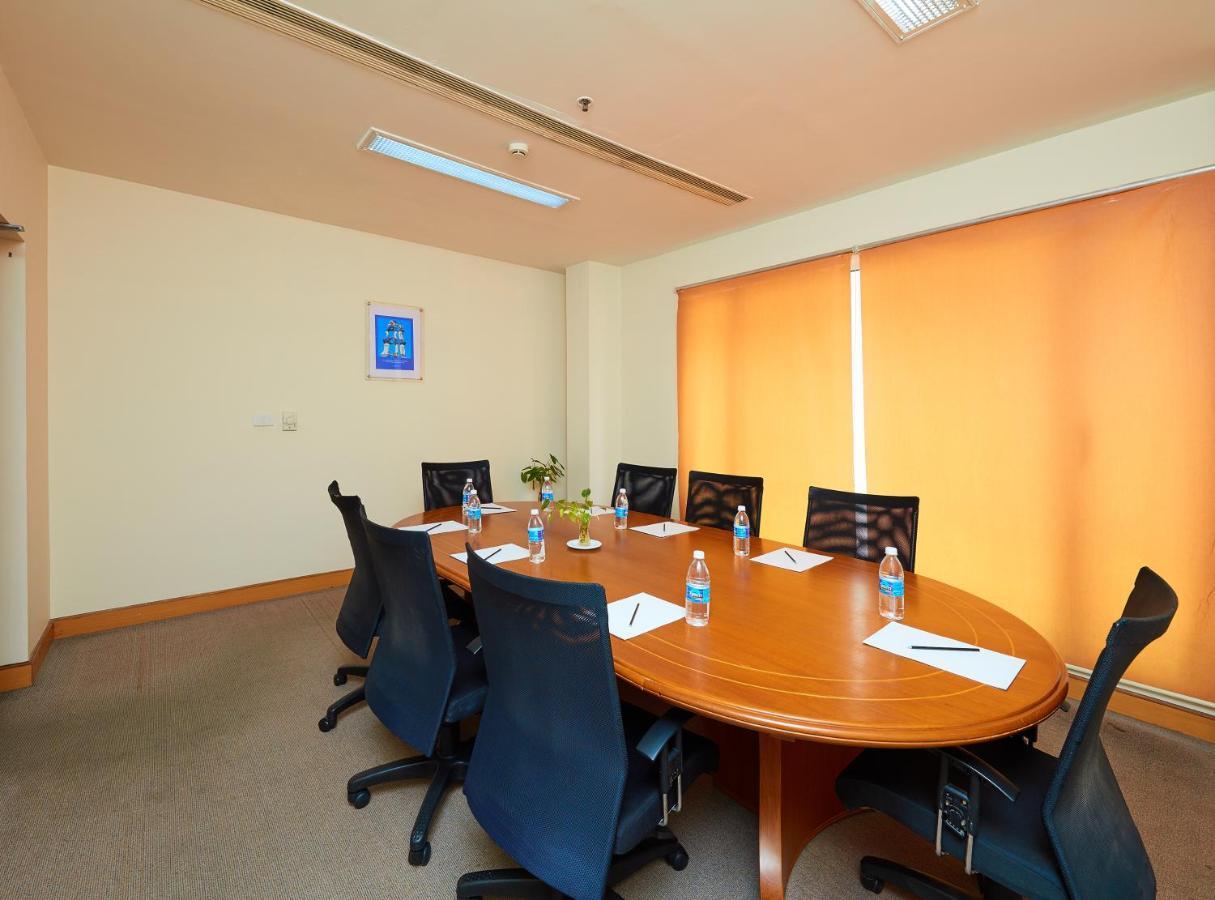 Hotel Park Plaza Omr