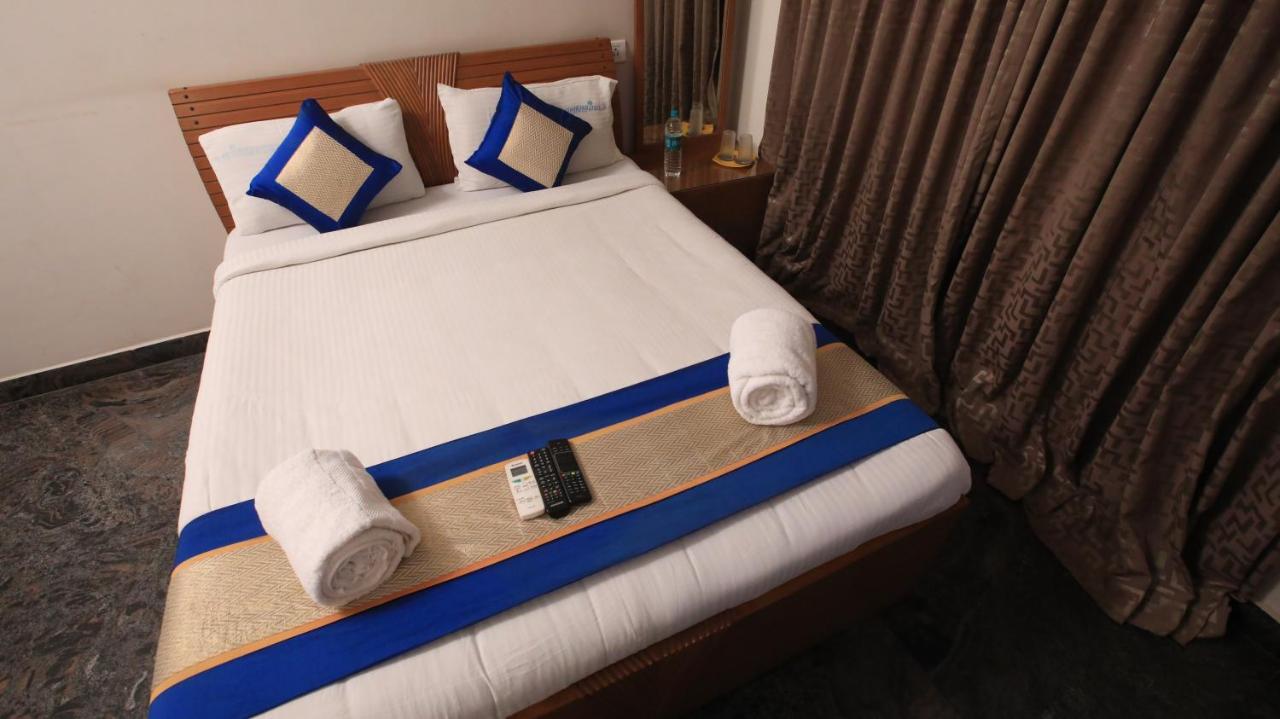 R-hotels Rithikha Porur Hotel