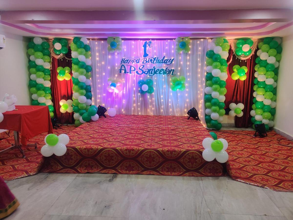 The Dolphin Park Hotel, Virugambakkam Hotel