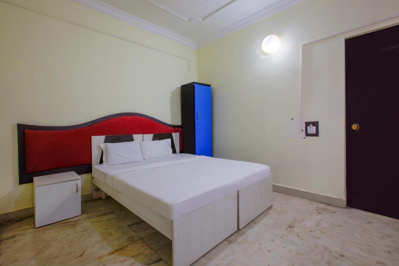 Hotel The Dolphin Park Hotel, Virugambakkam *