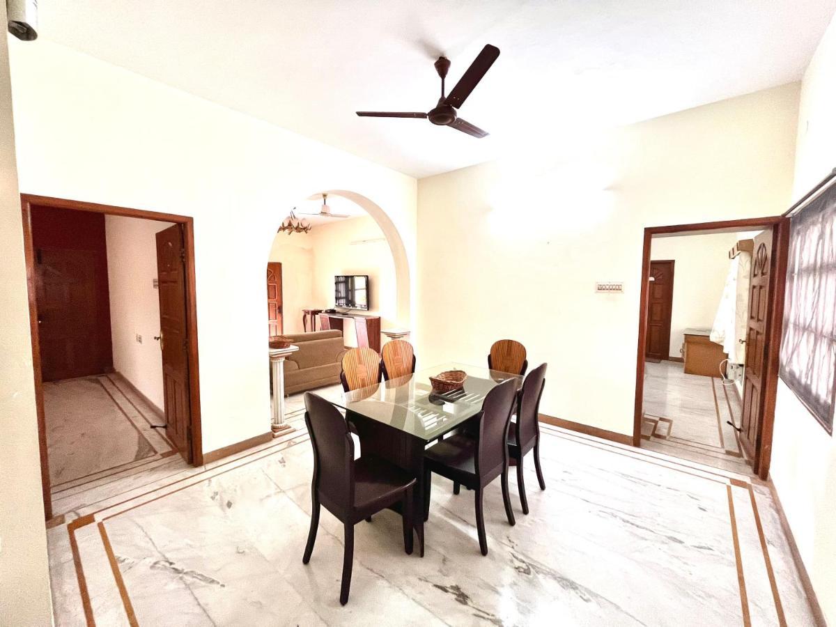Apartment 3bhk With Lawn - Elo House
