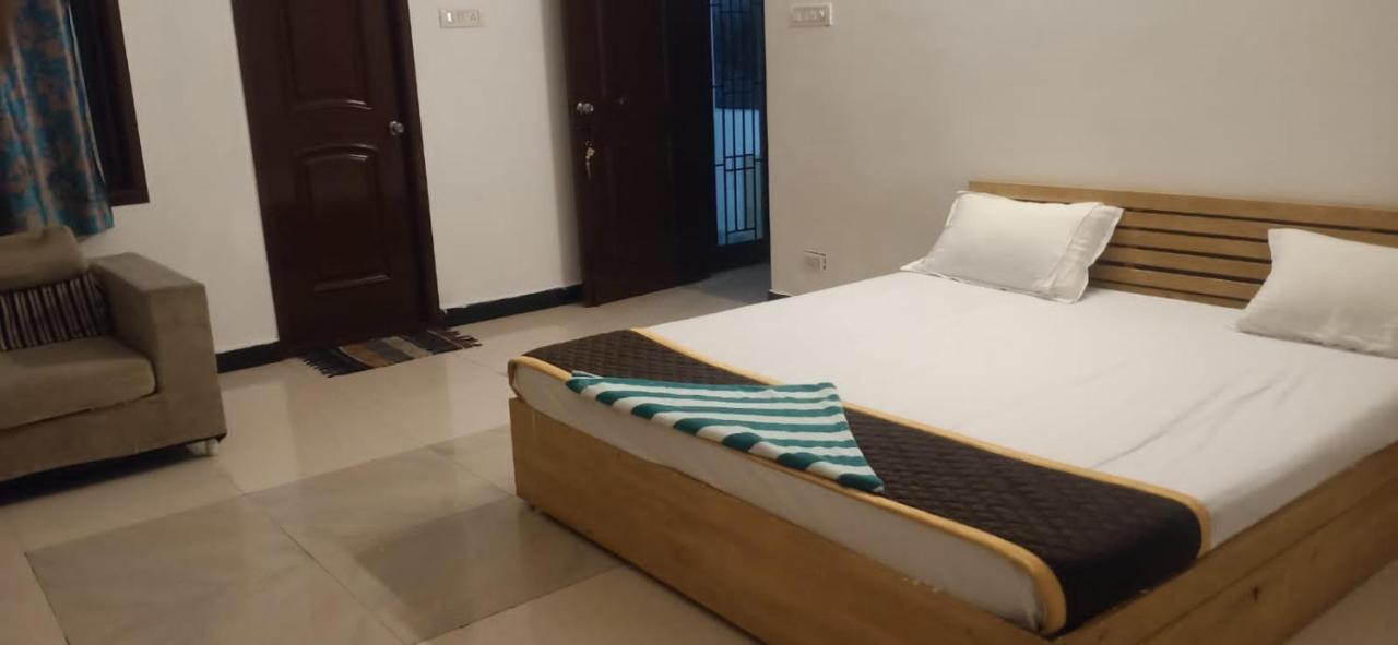 Olive - Spacious 7 Bhk Ac With 1 Acre Garden, Swimming Pool And Outdoor Games Farm stay *